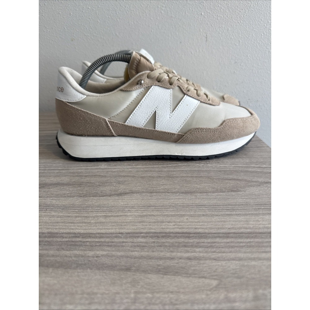 New Balance Unisex 237 WS237YB Beige White Sneaker Shoes Sz W 11 M 9.5
